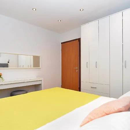 Fuer 3 Personen Ca 27 Qm In Rovinj, Istrien Istrische Riviera * Rovinj